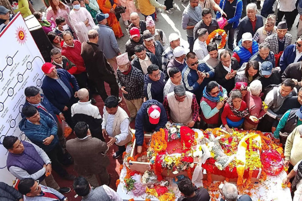 पोखराका पूर्वमेयर थापाको निधनमा आइतबार शोक बिदा